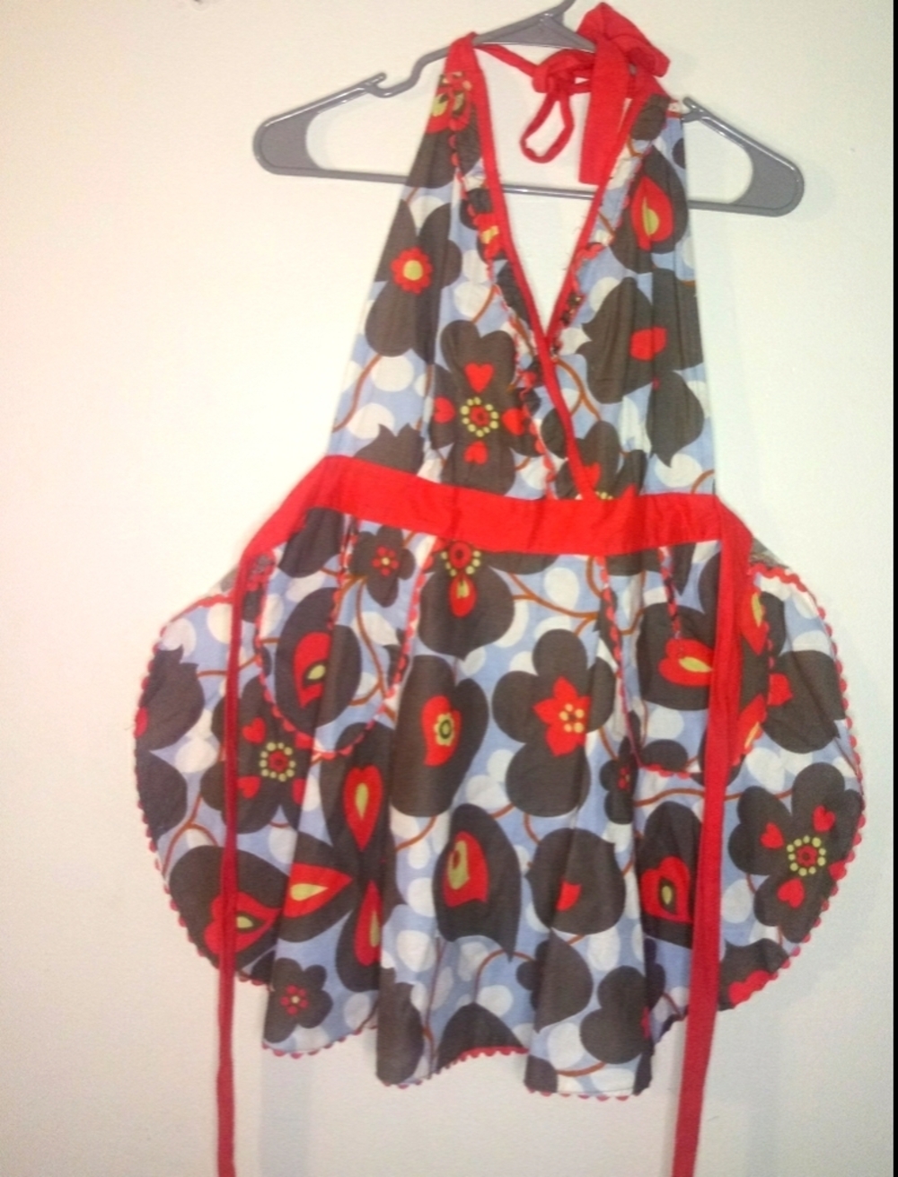 Floral Heart brown and red halter tie apron